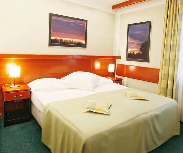 Szálloda Rodan Groklin 4*